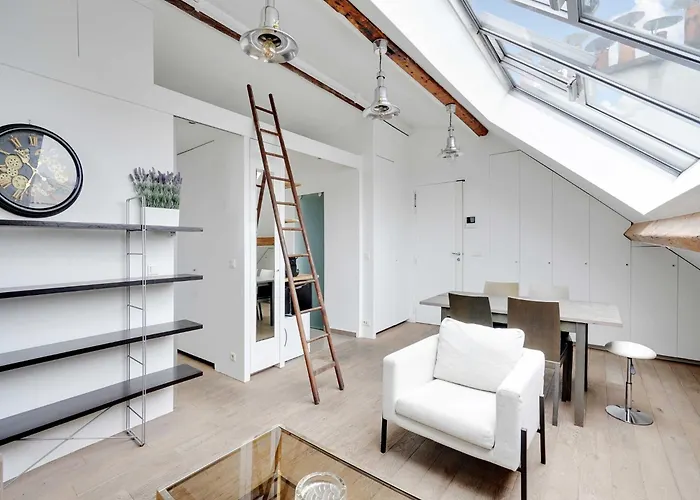 Moderne - 1br- 4p- Montmartre Paris